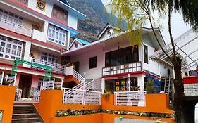 Udaan Tashi Gakhil Resort, Lachung